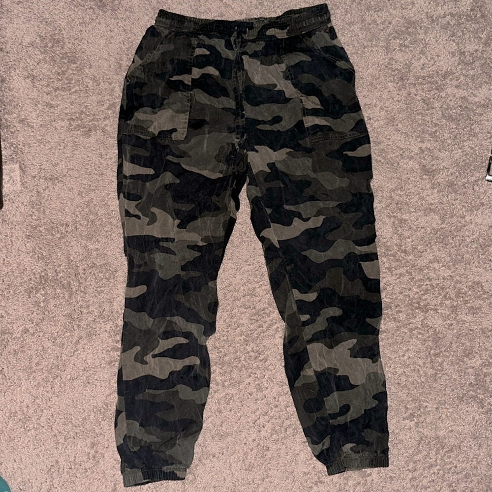 PINK green camouflage pants